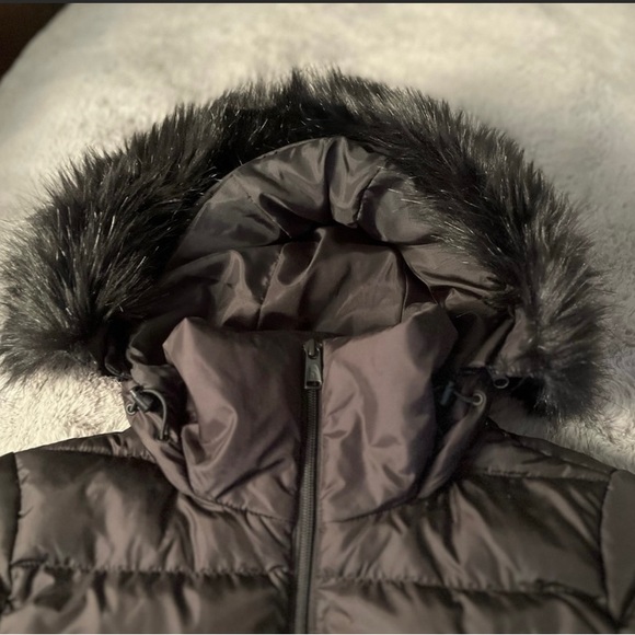 The North Face Women's Gotham Jacket - Picture 6 of 9